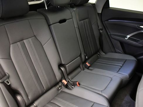 Certified 2025 Audi Q5 Premium w/ Convenience Package image 50