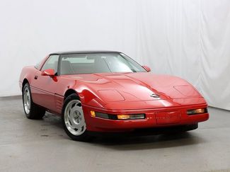 Used 1992 Chevrolet Corvette Coupe video 1
