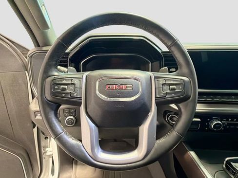 Used 2023 GMC Sierra 1500 SLT w/ SLT Premium Package AWD/4WD image 11