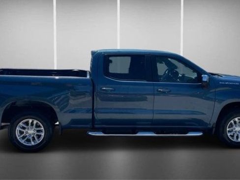 Used 2024 Chevrolet Silverado 1500 LT RWD image 6