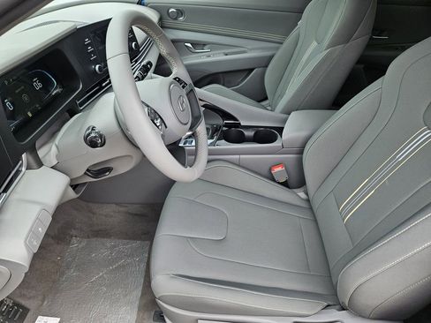 New 2026 Hyundai Elantra SEL Sport Premium FWD image 13