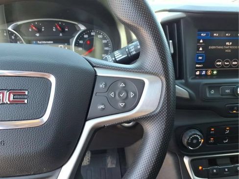 Used 2023 GMC Terrain SLE AWD/4WD image 24