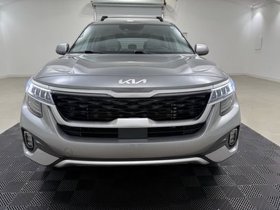 Used 2023 Kia Seltos SX w/ SX Sunroof Package