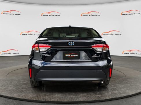 Used 2023 Toyota Corolla LE image 7