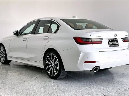 Used 2025 BMW 330i xDrive Sedan w/ Convenience Package AWD/4WD image 15