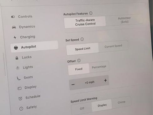 Used 2023 Tesla Model 3 Standard Range image 7