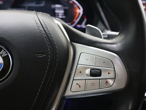 Used 2022 BMW X7 xDrive40i w/ Cold Weather Package AWD/4WD image 10