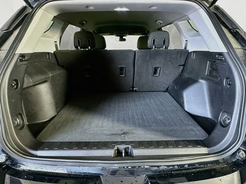 Used 2018 GMC Terrain SLE w/ Driver Convenience Package FWD image 27