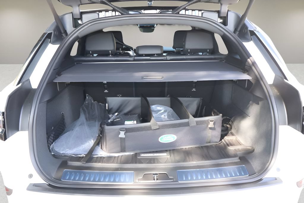 New 2026 Land Rover Range Rover Velar S AWD/4WD image 16