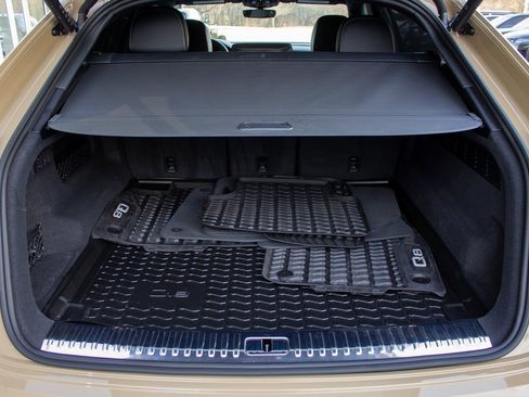 Used 2025 Audi Q8 Prestige image 23