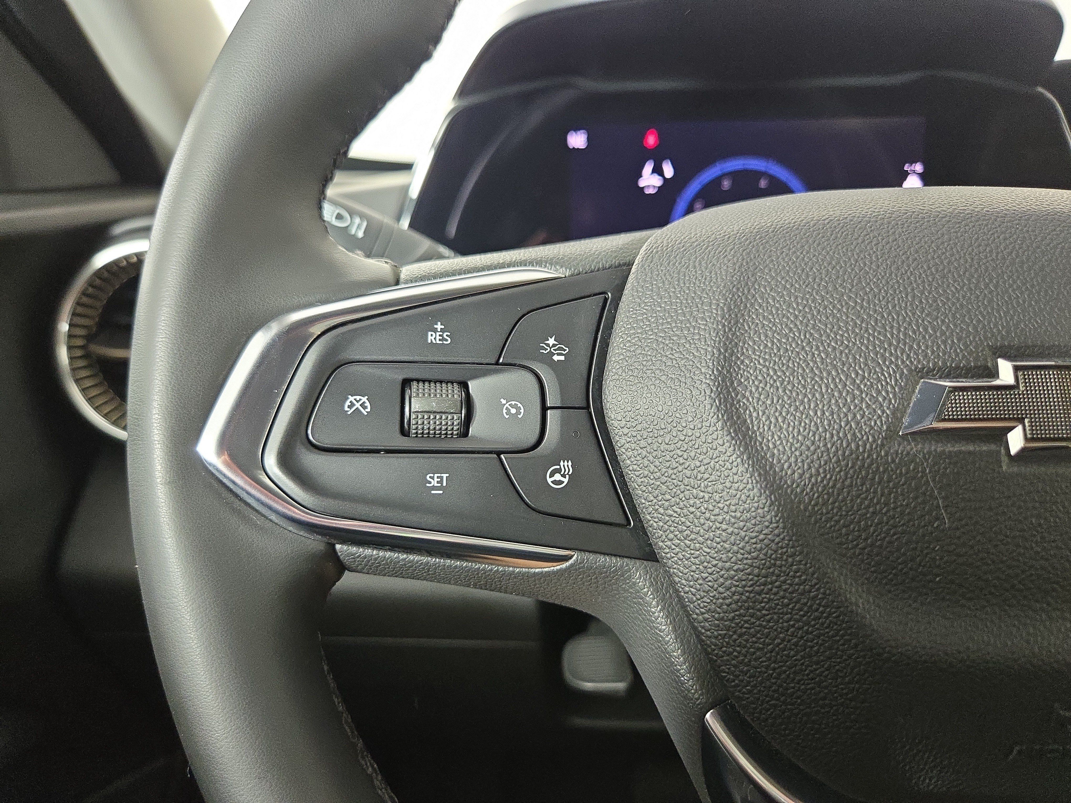 Used 2025 Chevrolet Trax ACTIV w/ Driver Confidence Package FWD image 15