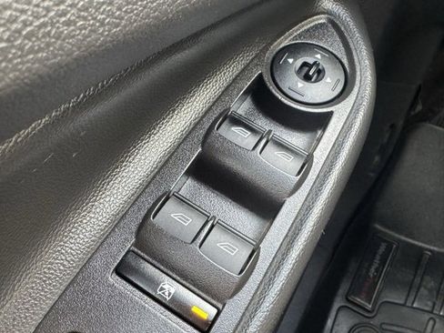 Used 2018 Ford Escape SEL image 28