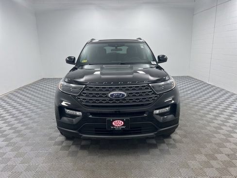 Used 2023 Ford Explorer XLT w/ Equipment Group 202A image 2