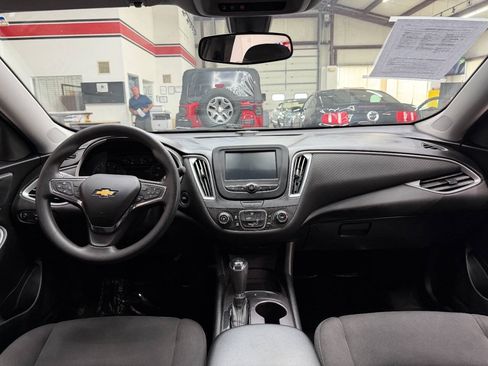 Used 2018 Chevrolet Malibu LS FWD image 20