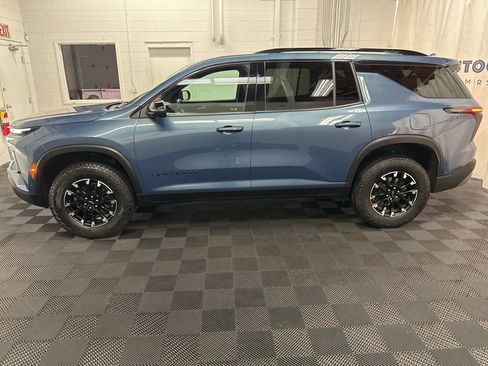 Used 2025 Chevrolet Traverse Z71 w/ Enhanced Driving Package AWD/4WD image 6