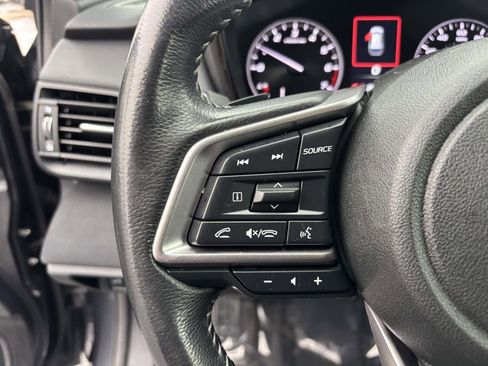 Used 2023 Subaru Outback Premium image 19