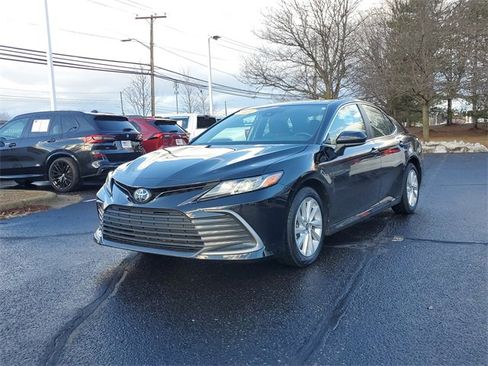 Used 2024 Toyota Camry LE image 2