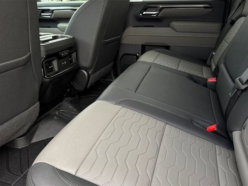 New 2026 Chevrolet Silverado 2500 ZR2 w/ LPO, Dark Essentials Package image 12