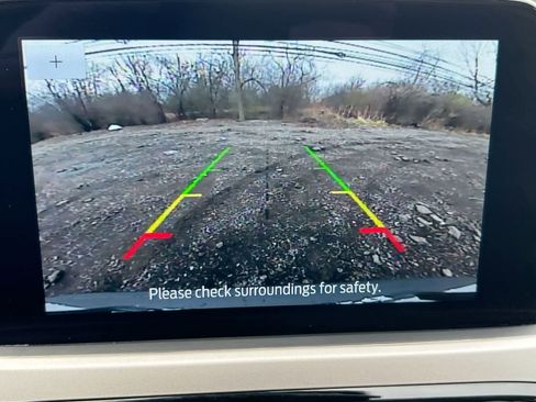 Used 2022 Ford Escape SE image 29