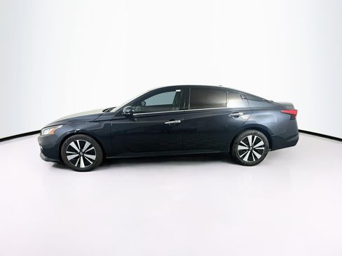Used 2019 Nissan Altima 2.5 SL FWD image 4