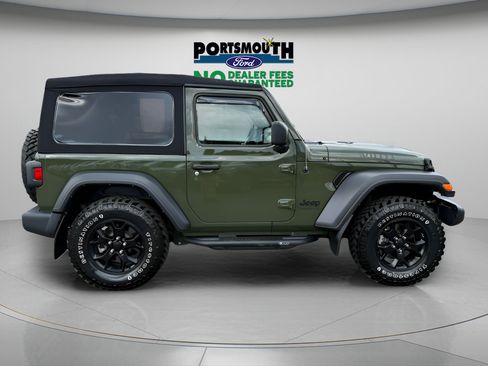 Used 2021 Jeep Wrangler Sport AWD/4WD image 6