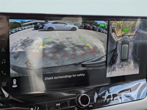 New 2025 Mitsubishi Outlander SE image 21