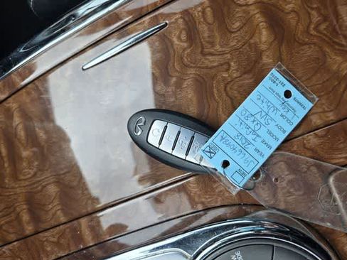 Used 2018 INFINITI QX80 2WD w/ Driver Assistance Package image 21