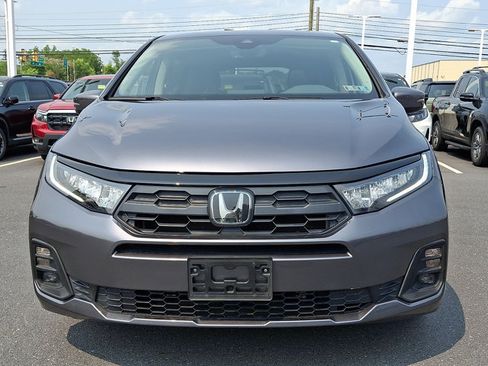 Certified 2025 Honda Odyssey EX-L image 3