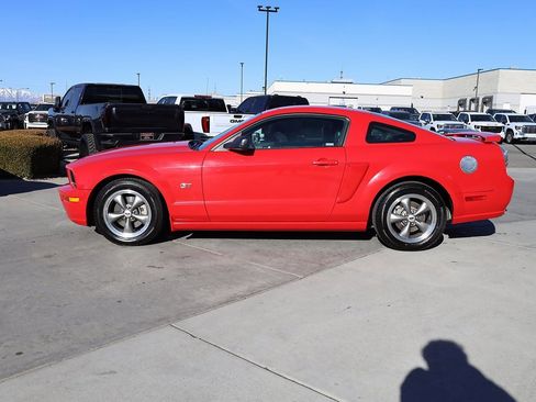 Used 2008 Ford Mustang GT Premium image 3