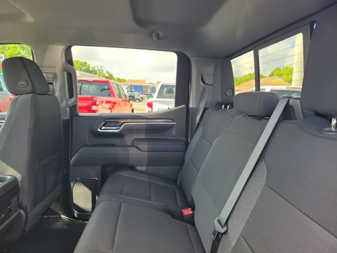 Used 2024 Chevrolet Silverado 1500 RST AWD/4WD image 9