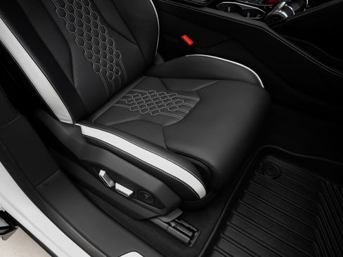 Used 2024 Lamborghini Urus S AWD/4WD image 65