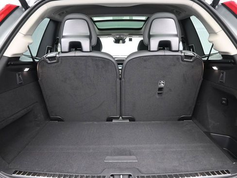 New 2025 Volvo XC90 T8 Ultra w/ Protection Package Premier AWD/4WD image 28