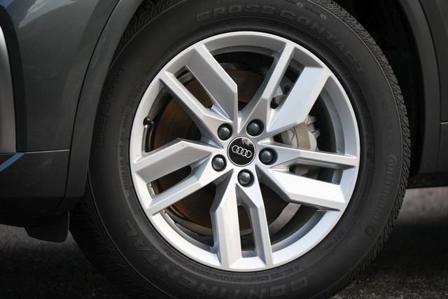 Certified 2023 Audi Q5 2.0T Premium w/ Convenience Package AWD/4WD image 15