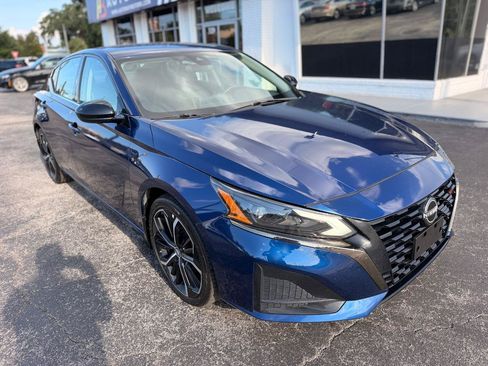 Used 2024 Nissan Altima 2.5 SR FWD image 4