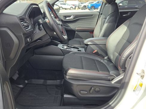 Used 2025 Ford Escape ST-Line w/ Tech Pack #1 image 19