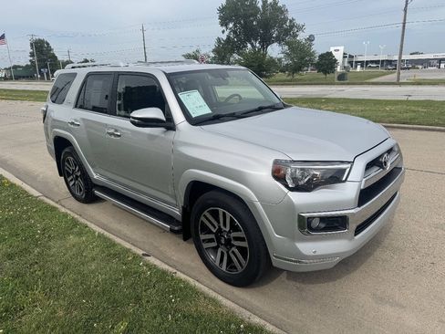 Used 2014 Toyota 4Runner Trail Premium AWD/4WD image 7