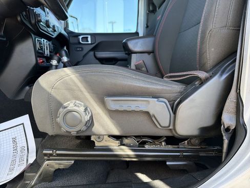 Used 2020 Jeep Wrangler Unlimited Rubicon image 23
