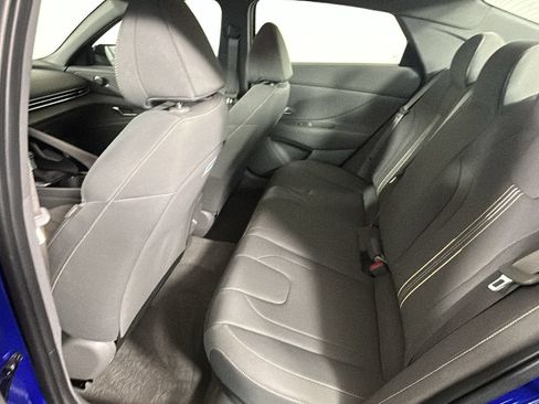 Certified 2025 Hyundai Elantra SEL FWD image 26
