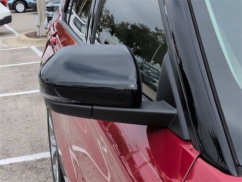 Certified 2021 Ford Explorer Platinum w/ Equipment Group 601A image 12