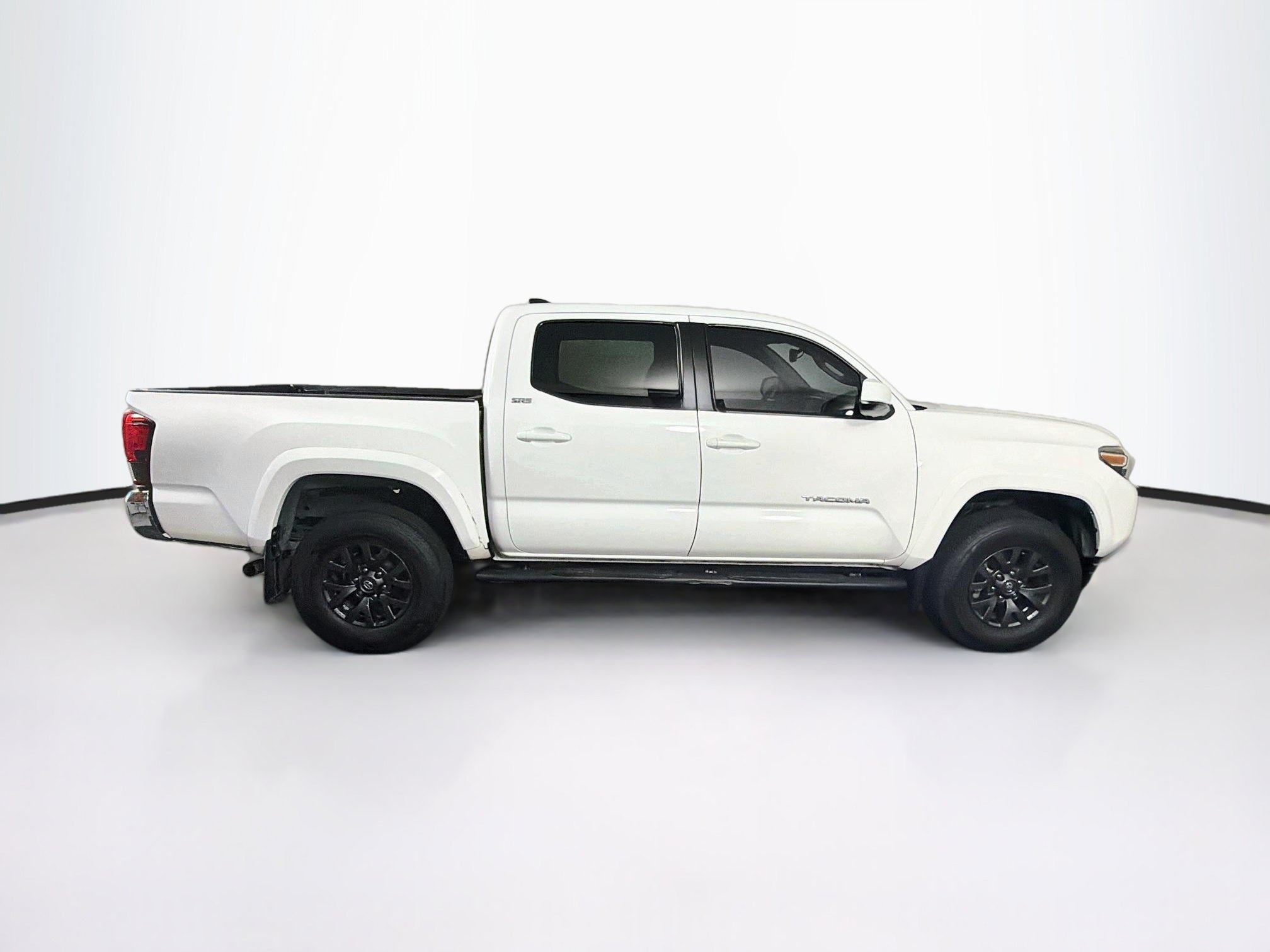 Used 2020 Toyota Tacoma SR5 RWD image 10