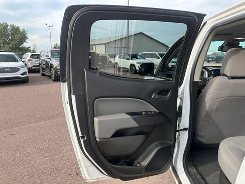 Used 2020 Chevrolet Colorado LT w/ Safety Package AWD/4WD image 22