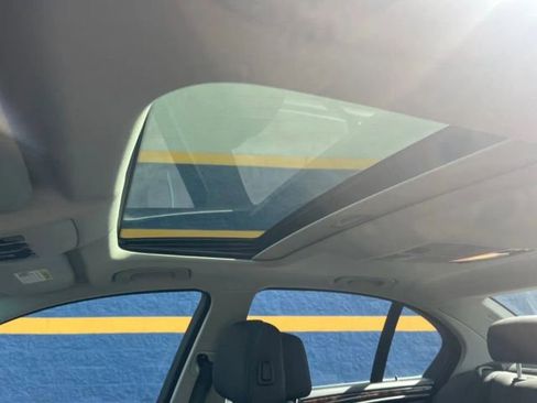 Used 2010 BMW 535i xDrive Sedan image 14