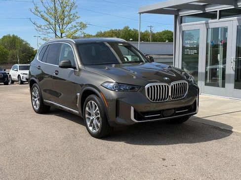 Used 2026 BMW X5 xDrive40i AWD/4WD image 1