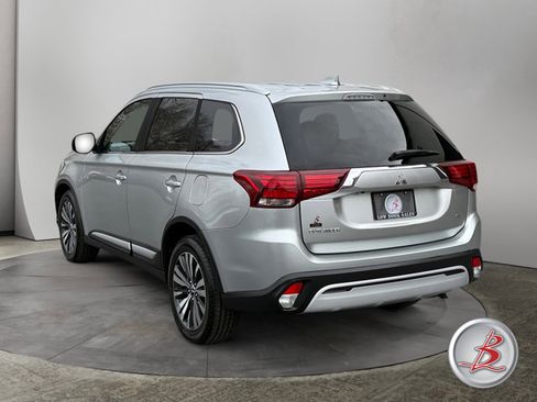 Used 2020 Mitsubishi Outlander SEL image 5
