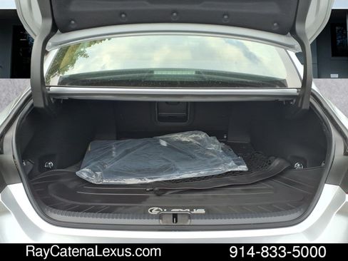 Certified 2024 Lexus ES 250 w/ Premium Package AWD/4WD image 18