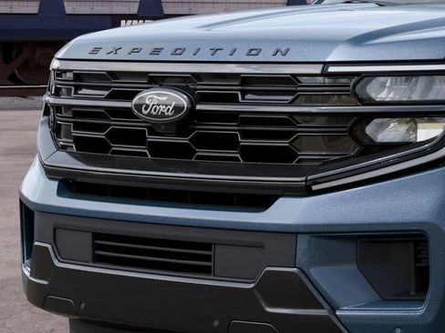 New 2027 Ford Expedition Platinum AWD/4WD image 17