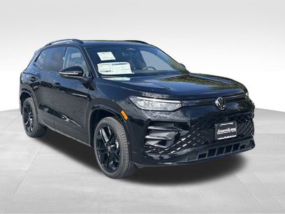 New 2025 Volkswagen Tiguan SE R-Line