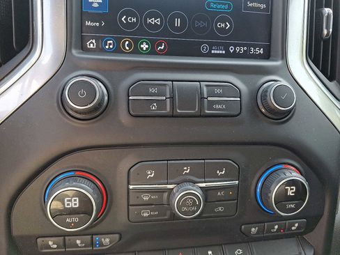 Used 2020 Chevrolet Silverado 1500 LTZ image 17