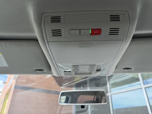 Used 2022 Volkswagen Tiguan S FWD image 24