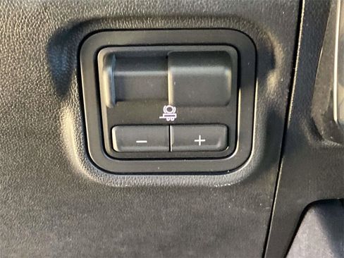 New 2026 GMC Hummer EV SUV image 24